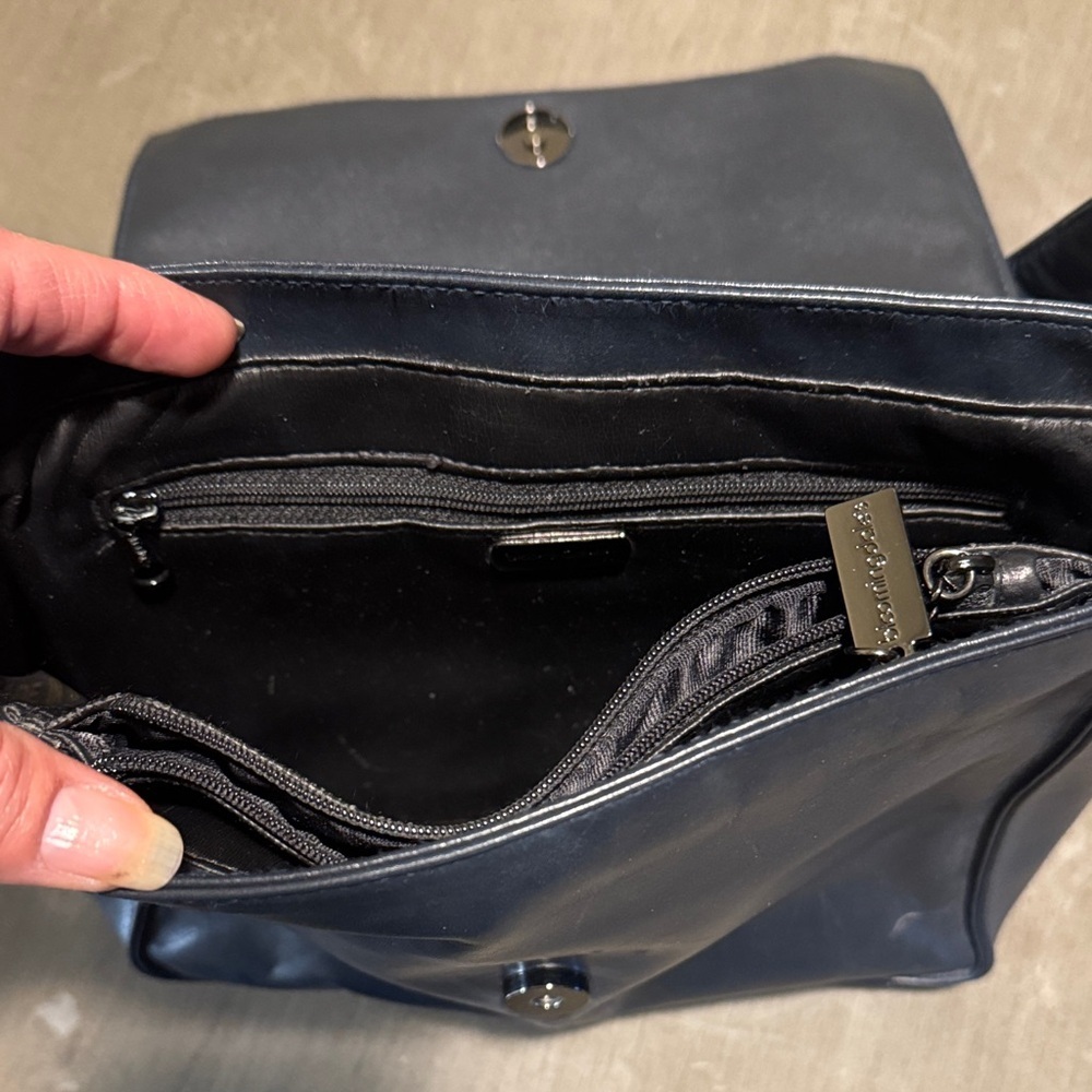 Bloomingdale's Dark Blue Leather Shoulder Bag - Picture 8 of 11